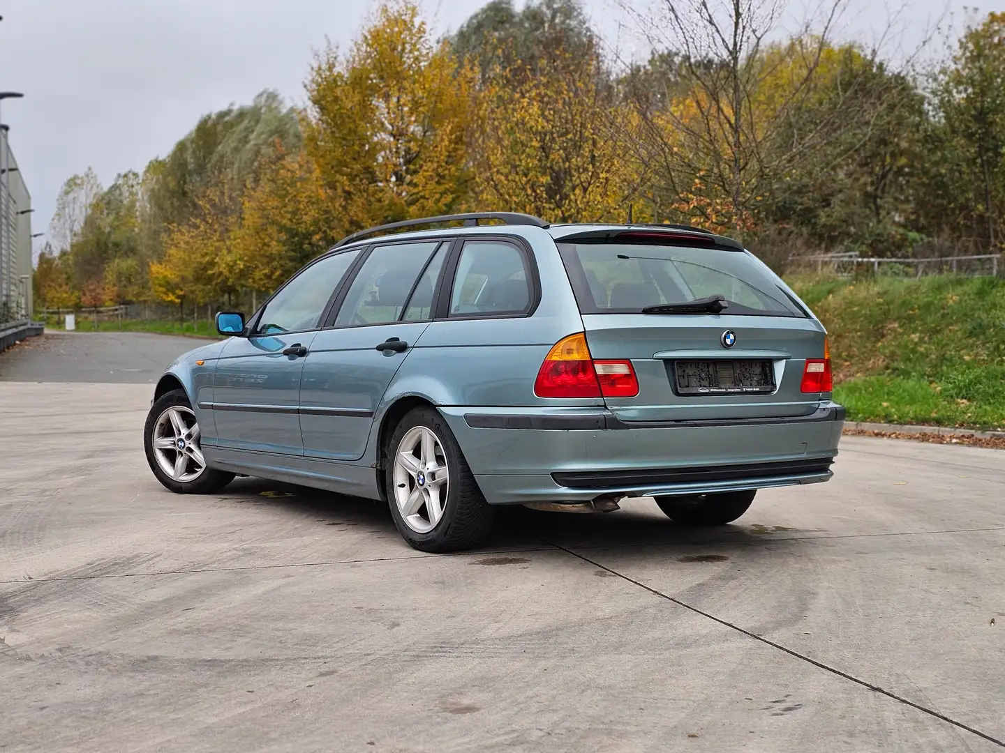 BMW 318 318d touring Grün - 2