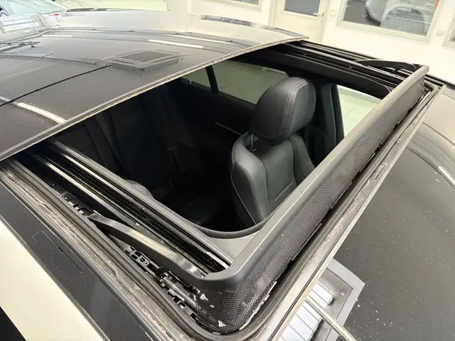 Mercedes-Benz GLE 350 e 4M COUPE AMG LINE AIRMATIC PANO SD AHK Ansicht 24