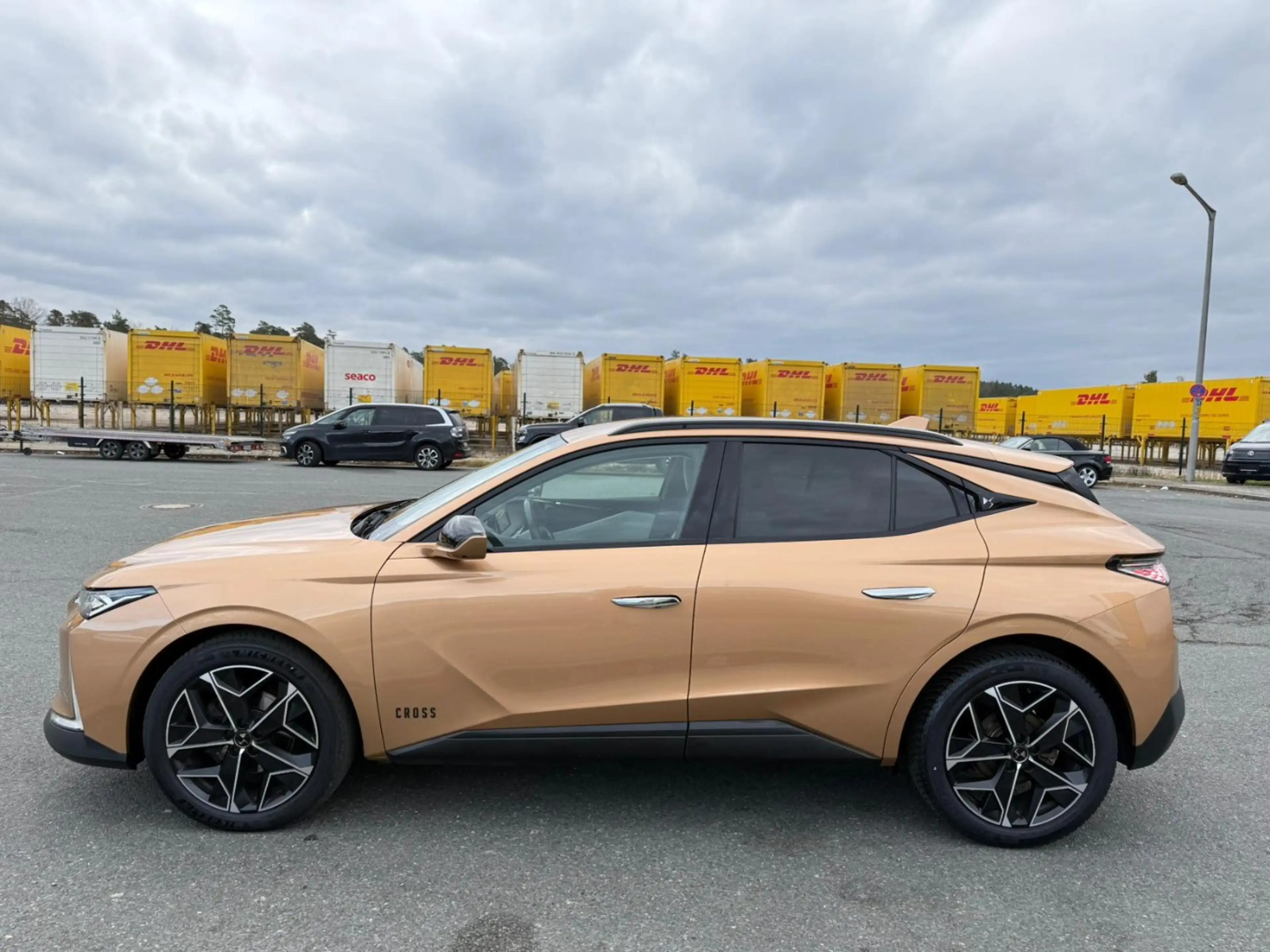 DS Automobiles DS 4 1.5 BlueHDi 130 S&S Cross Rivoli SHZ+Kam. — photo 9