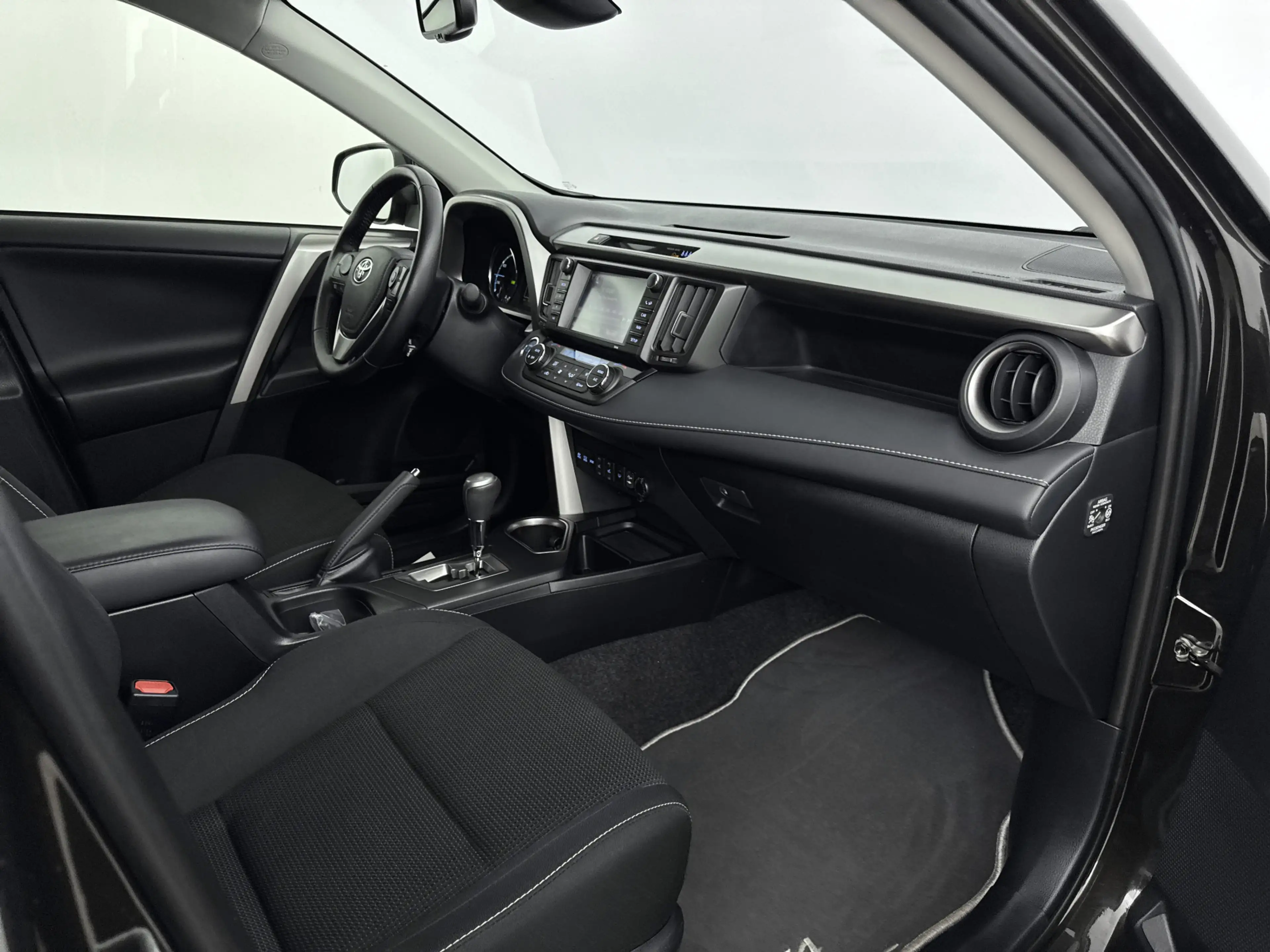 Toyota RAV 4 2.5 Hybrid Style | Parkeersensoren | Stoelverwarmi — photo 6