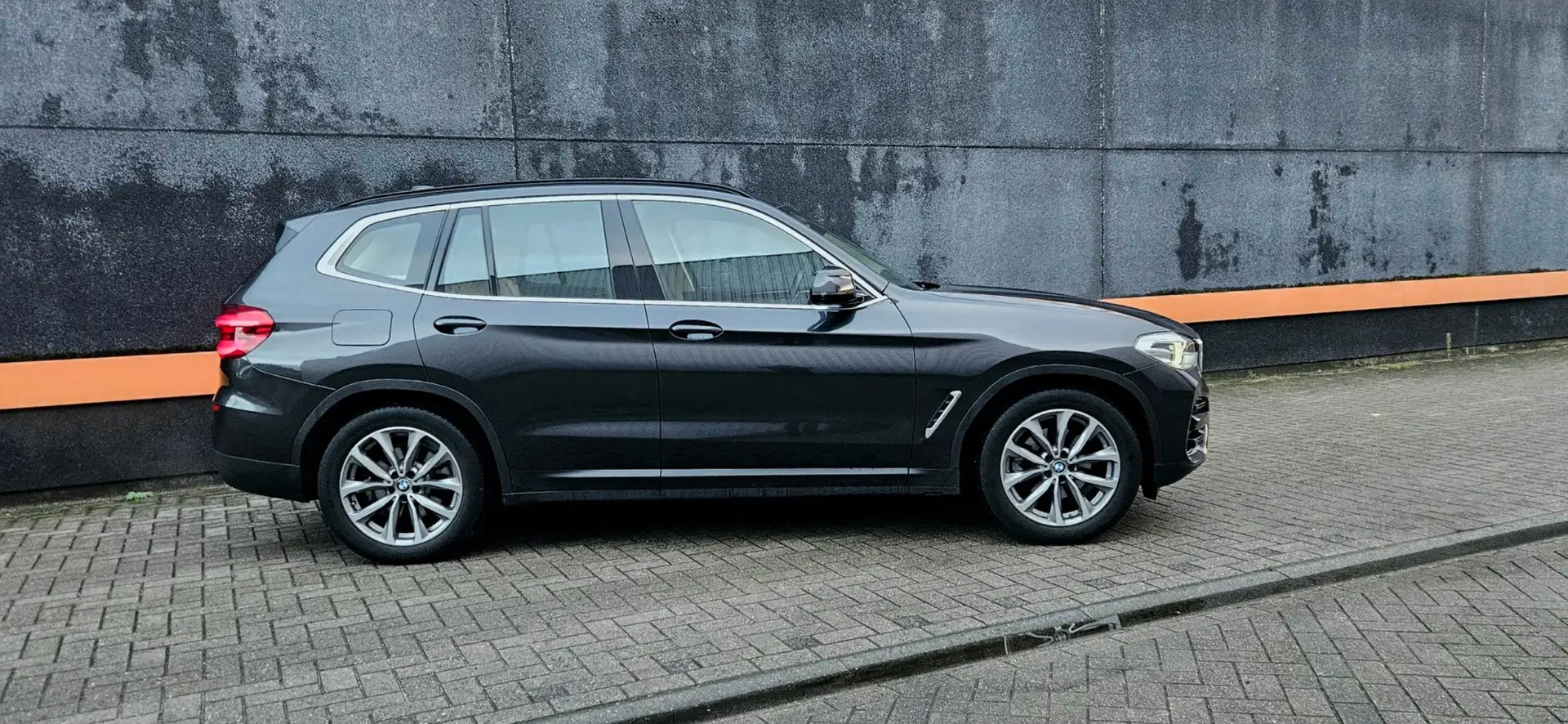 BMW X3 sDrive18d M INTER/ HEAD-UP/LED/LEDER/*NIEUWSTAAT Grijs - 2