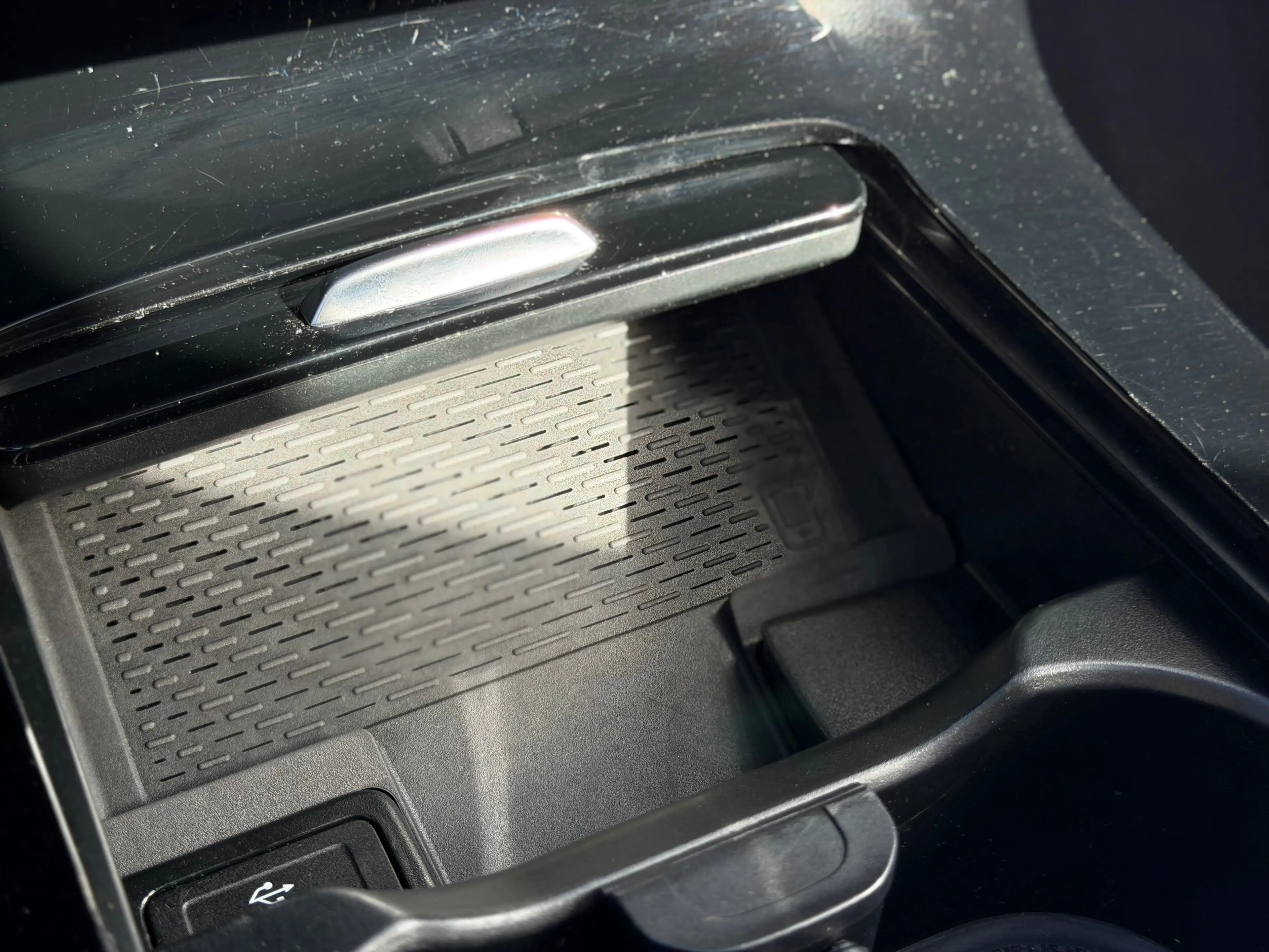 Mercedes-Benz CLA 200 e hybride AMG *Toit Pano/ Caméra/ Apple CarPlay/ LED* Garantie — photo 13