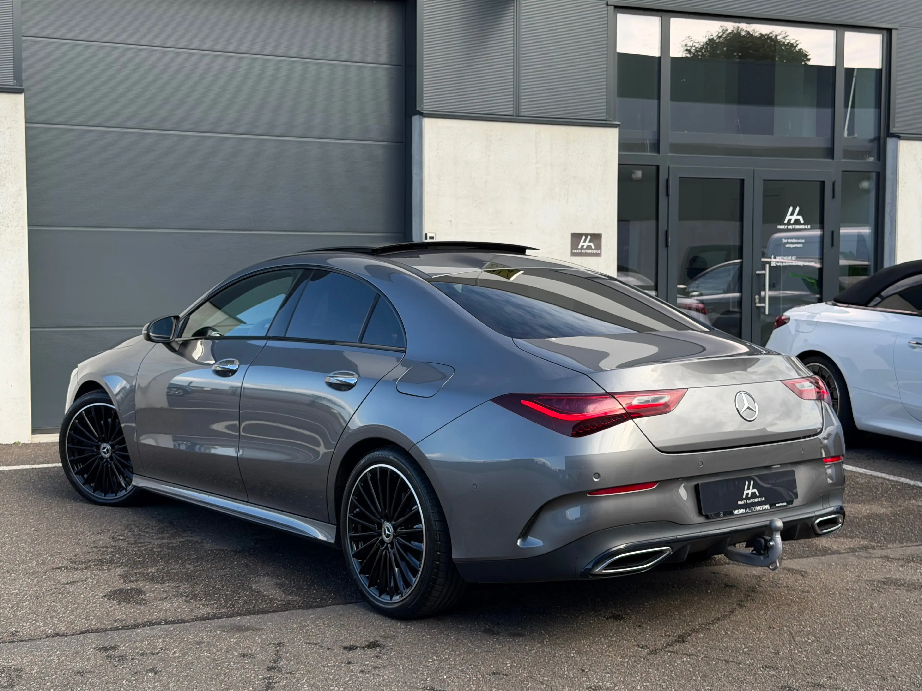 Mercedes-Benz CLA 200 e hybride AMG *Toit Pano/ Caméra/ Apple CarPlay/ LED* Garantie — photo 3