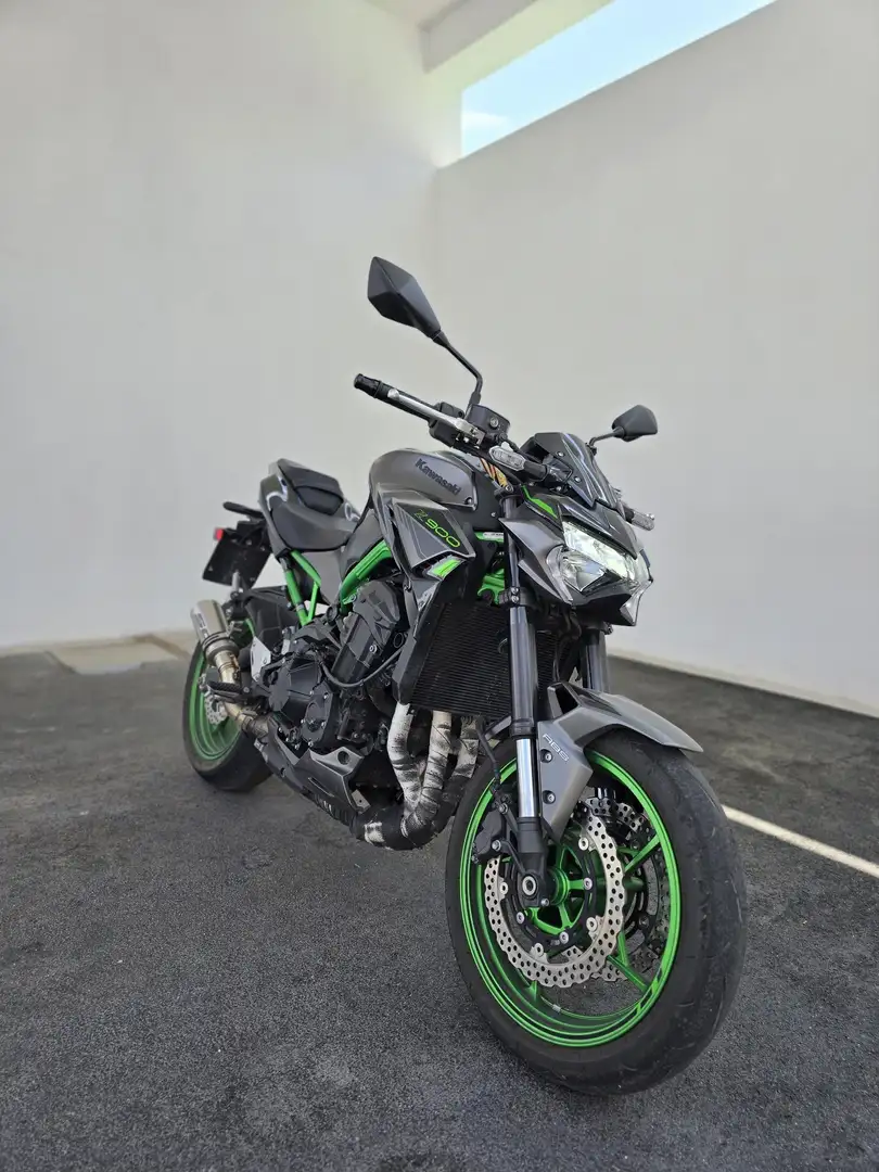 Kawasaki 900 Z Noir - 2