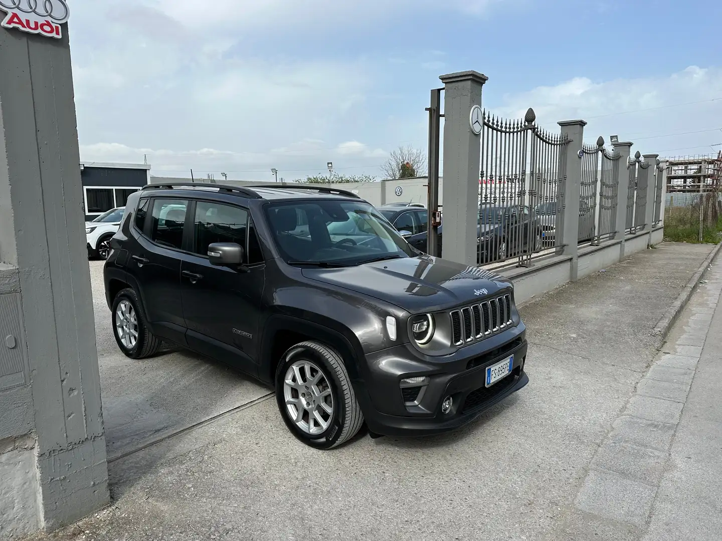 Jeep Renegade Renegade 1.6 mjt Limited 120cv Full led Grigio - 2