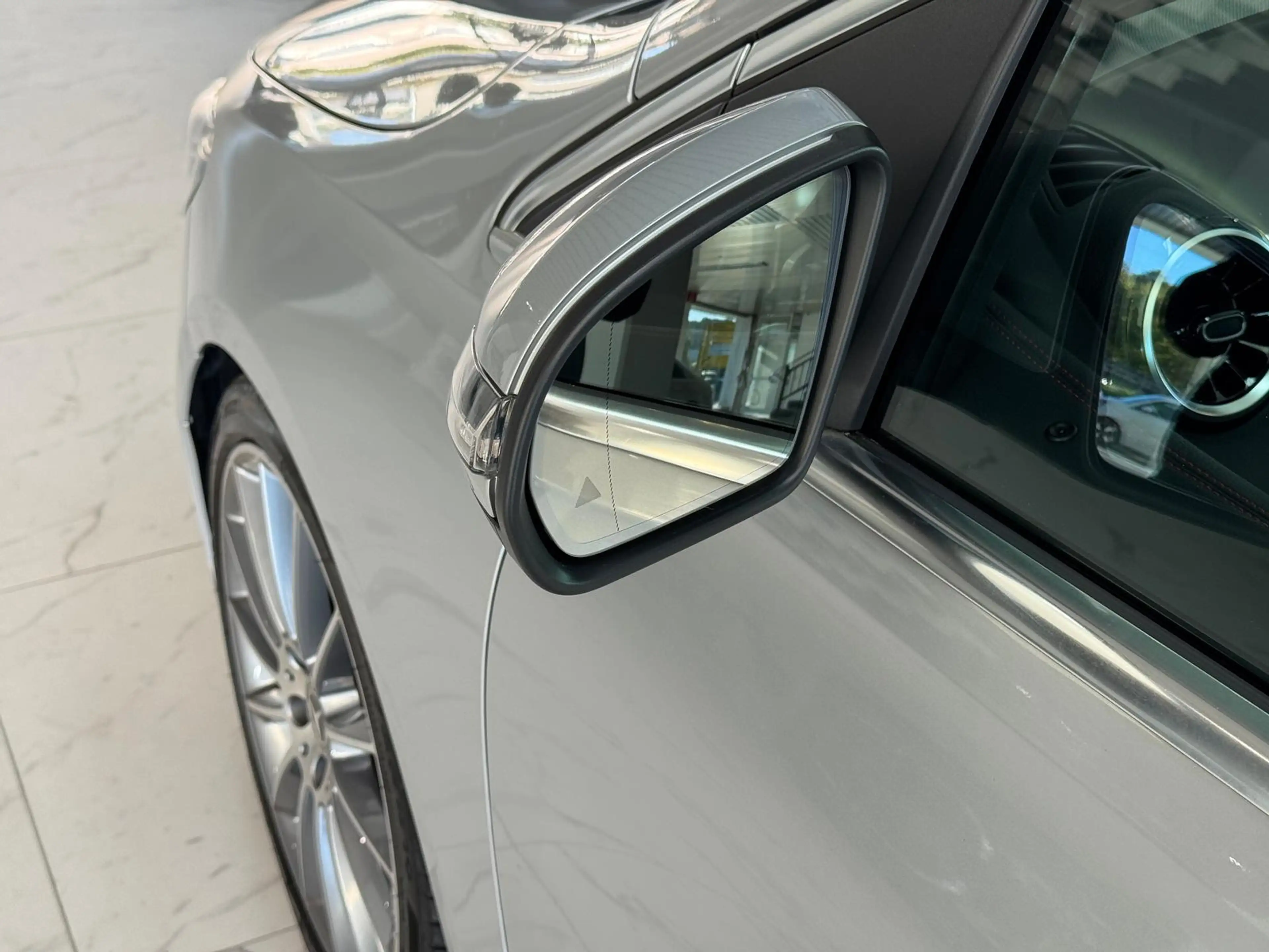 Mercedes-Benz B 220 7G*4MATIC*3x AMG*WIDE*DISTR*KAM*M-BEAM*AHK — photo 11
