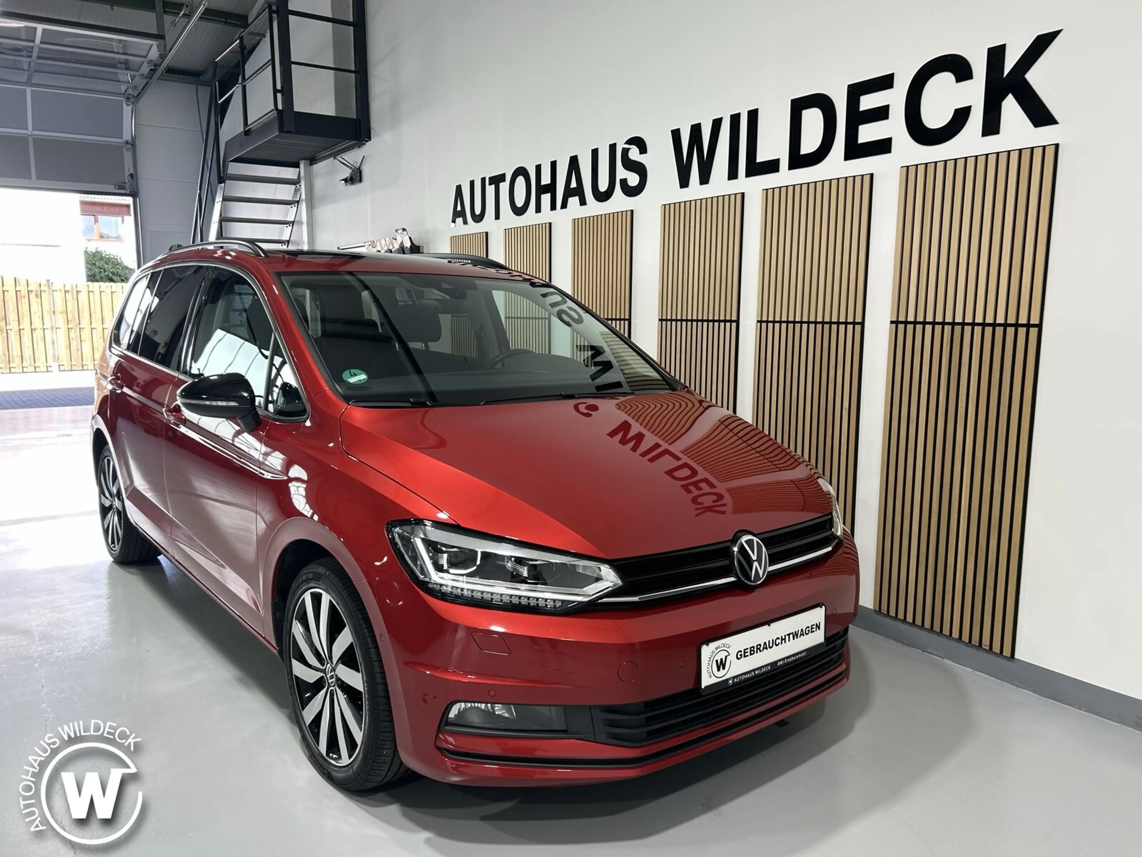 Volkswagen Touran Touran 2.0TDI DSG Highline Navi ACC Pano AHK Standh — photo 6