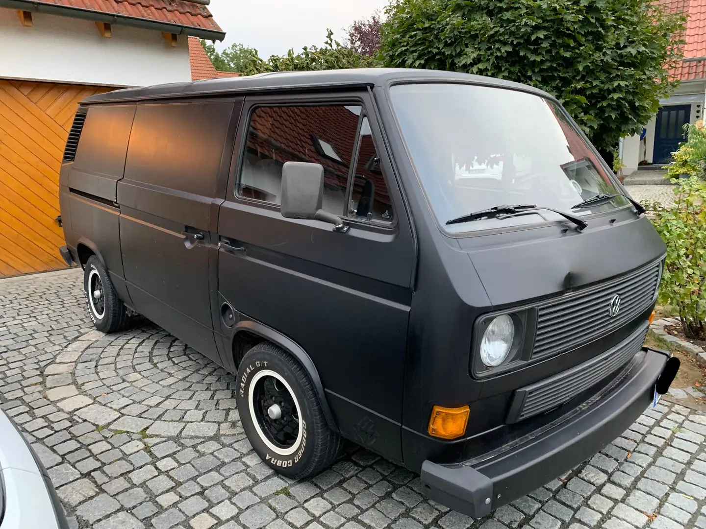 Volkswagen T3 Transporter 251 062 Schwarz - 1