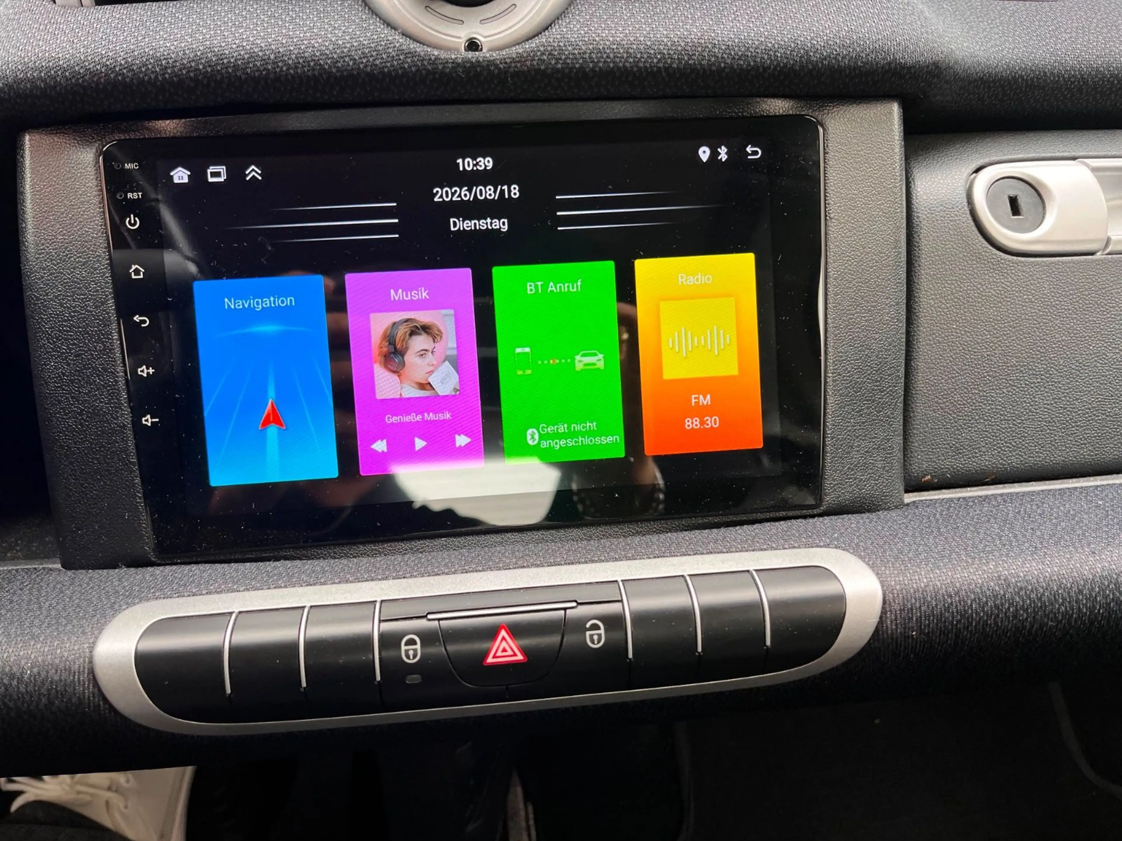 smart forTwo MHD coupe 52 kW Klima Navi — photo 11