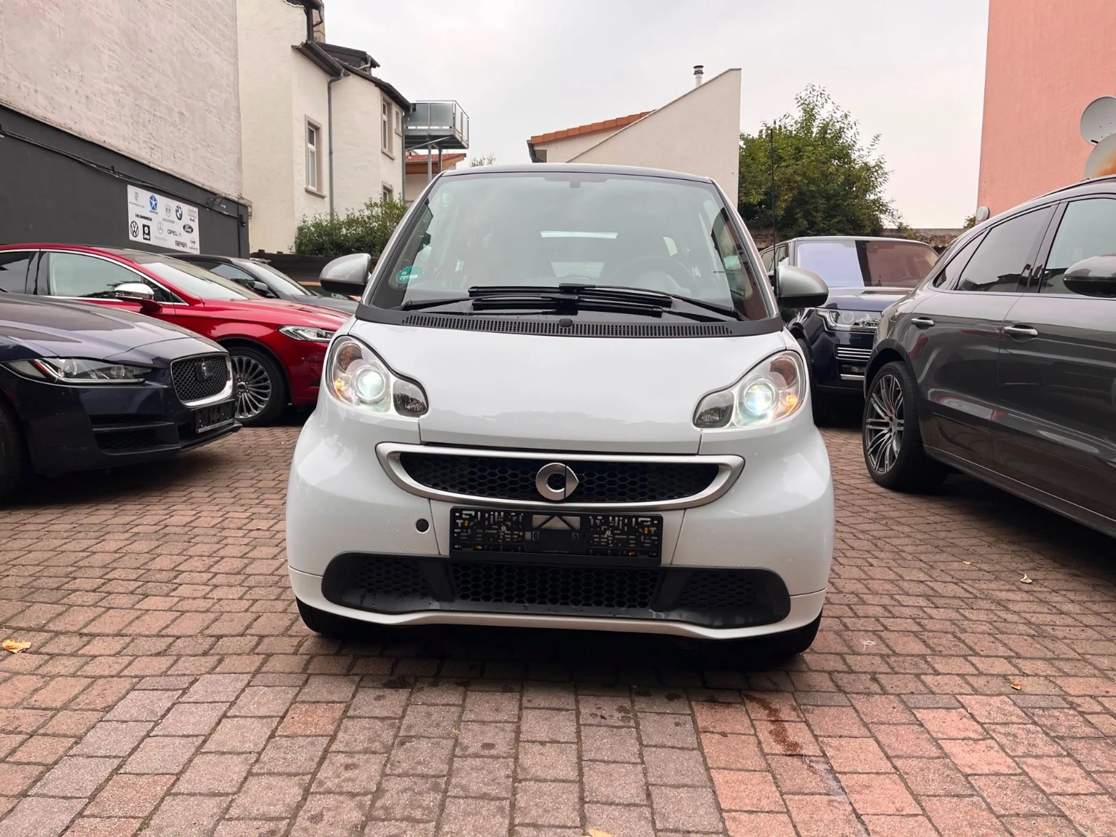 smart forTwo MHD coupe 52 kW Klima Navi — photo 3