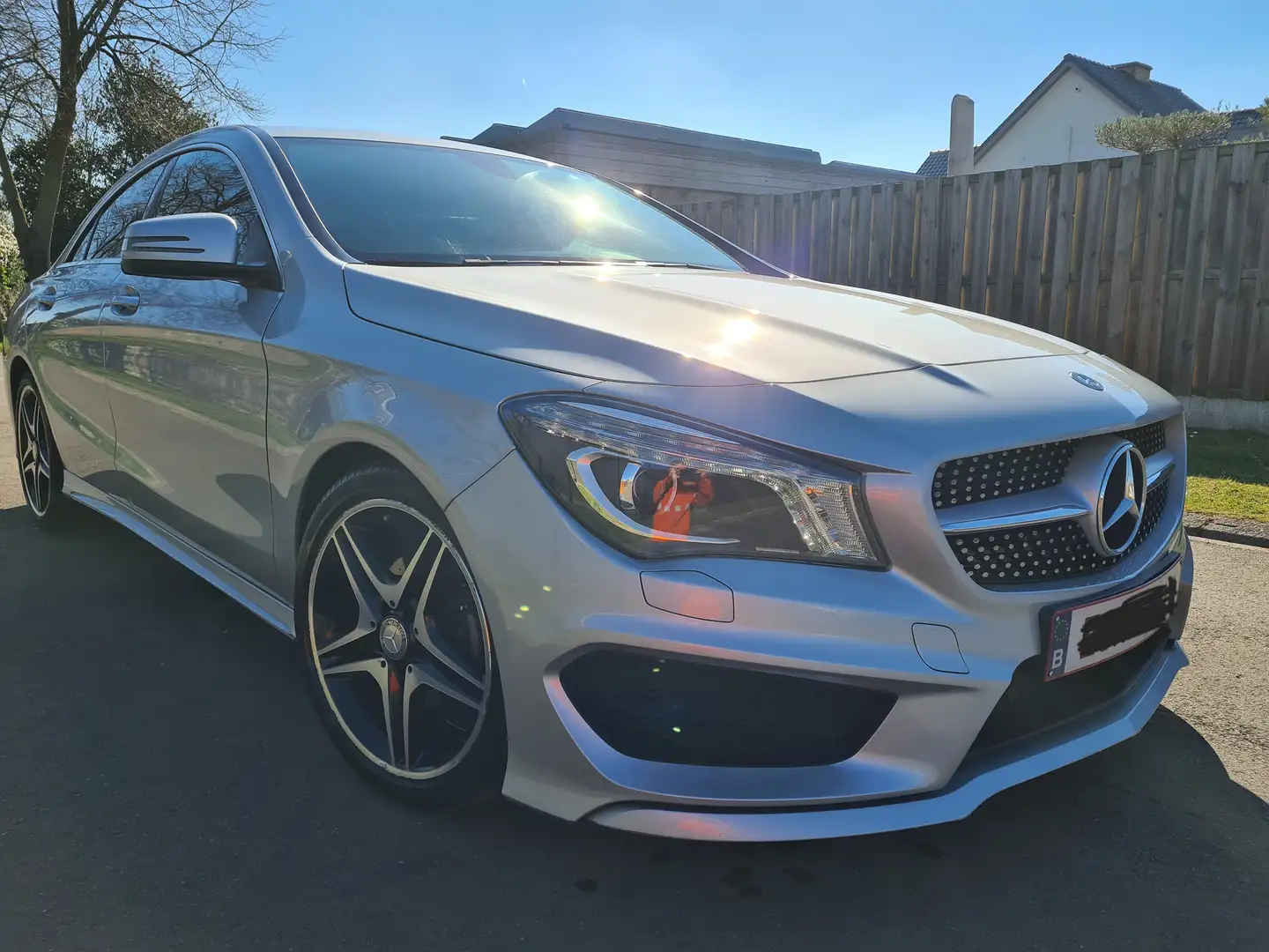 Mercedes-Benz CLA 180 CLA 180 (CDI) d AMG Line Zilver - 2