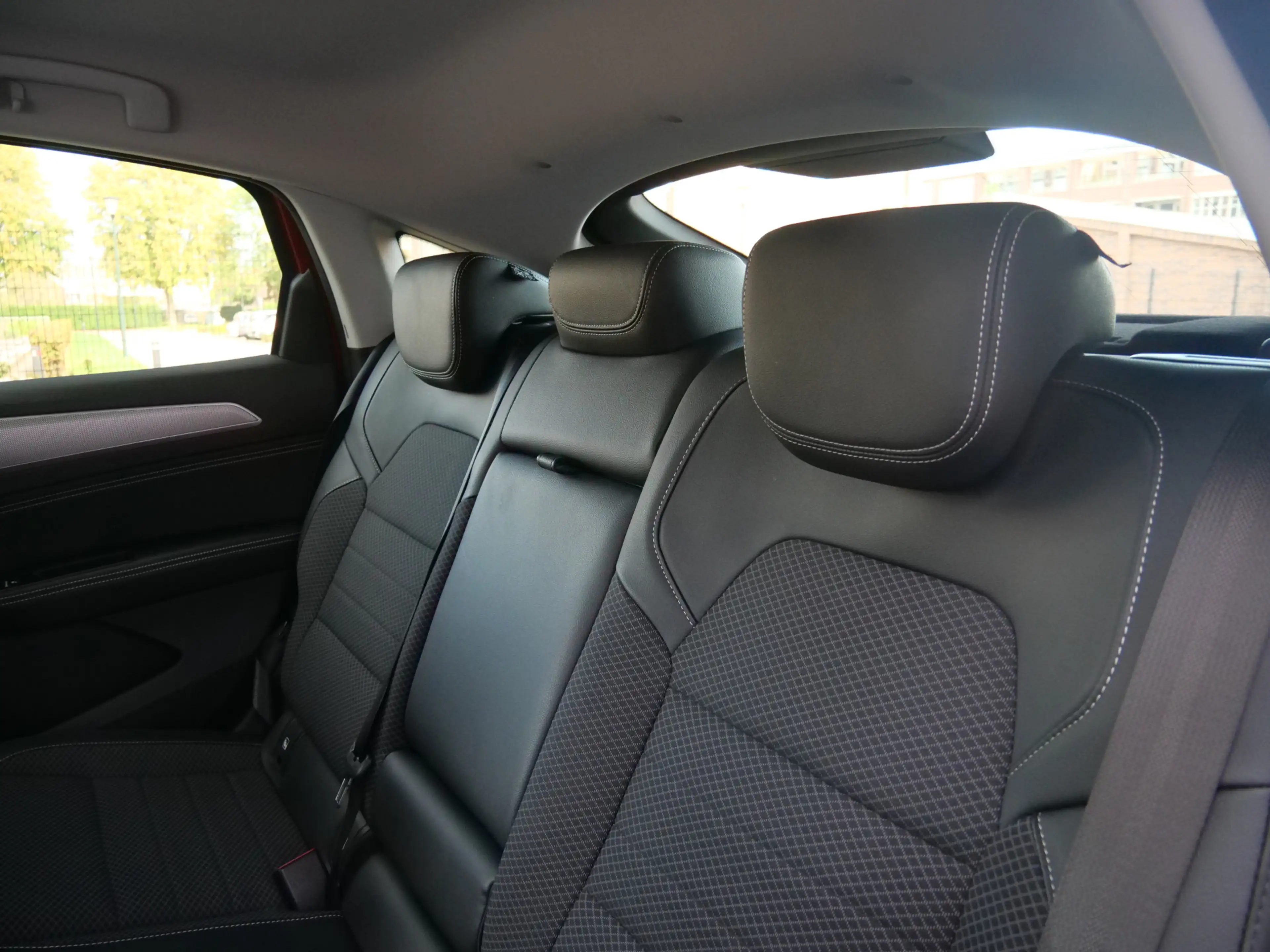 Renault Arkana 1.6 E-Tech Hybrid 145 Pk Zen Automaat Navi / DAB / — photo 6
