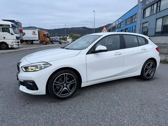 BMW 118 118dA Business