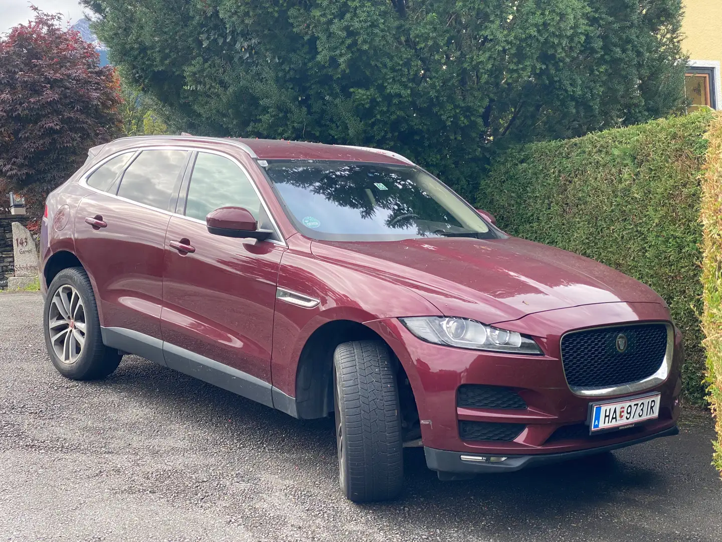 Jaguar F-Pace F-Pace 20d AWD Prestige Aut. Prestige Rot - 1
