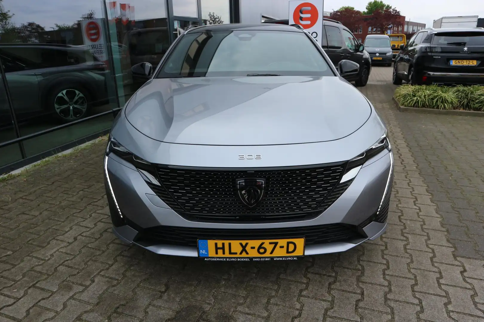 Peugeot 308 SW 1.2 PureTech GT 130PK AUTOMAAT NAVI FOCAL PANOR Gris - 2