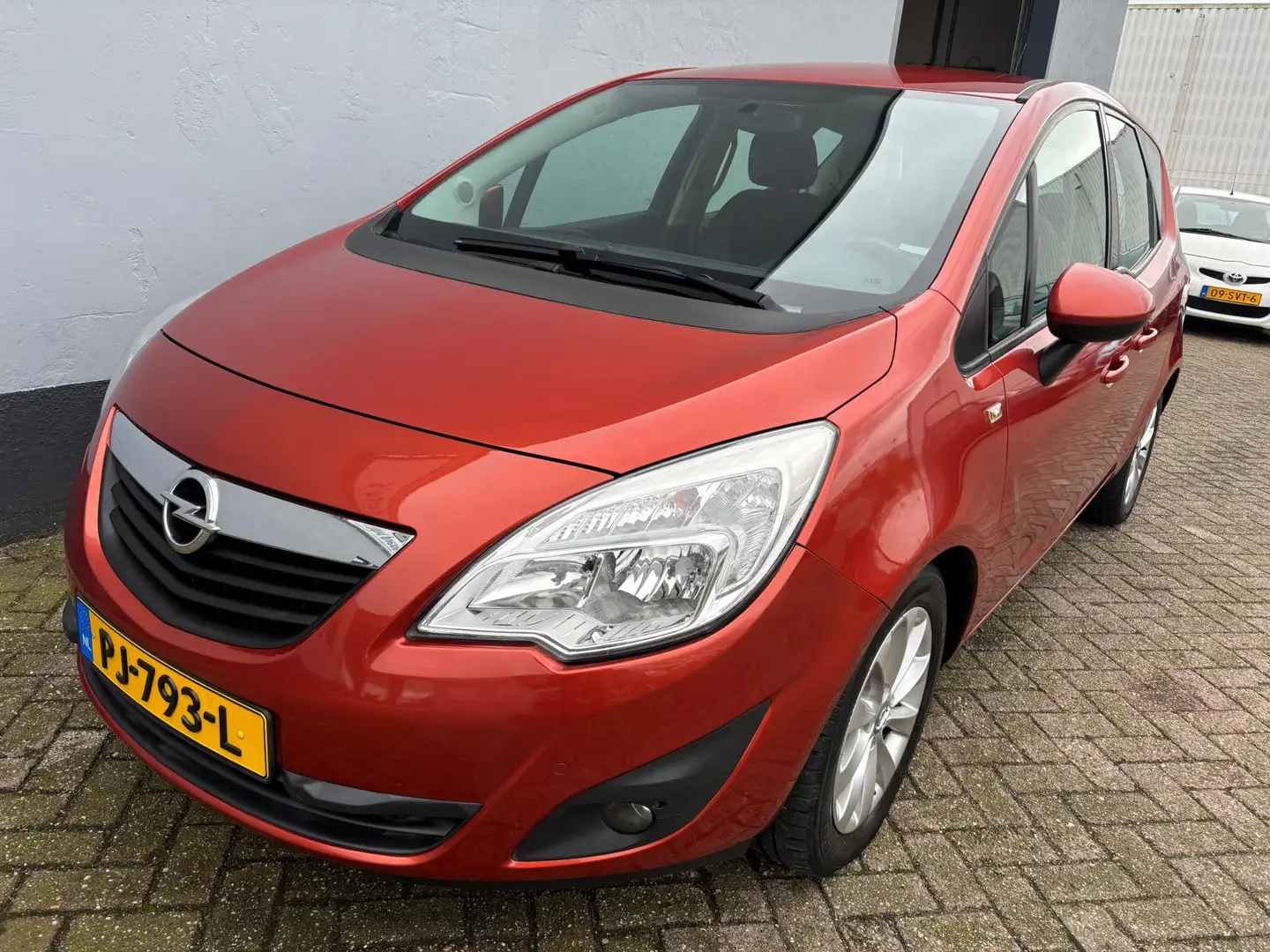 Opel Meriva 1.4 Turbo Cosmo Automaat Orange - 1