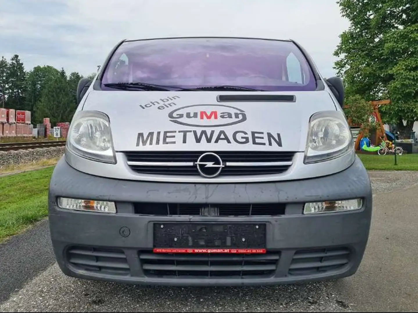 Opel Vivaro Combi L1H1 1,9 DI 2,7t kurz 9 Sitzer Gris - 2