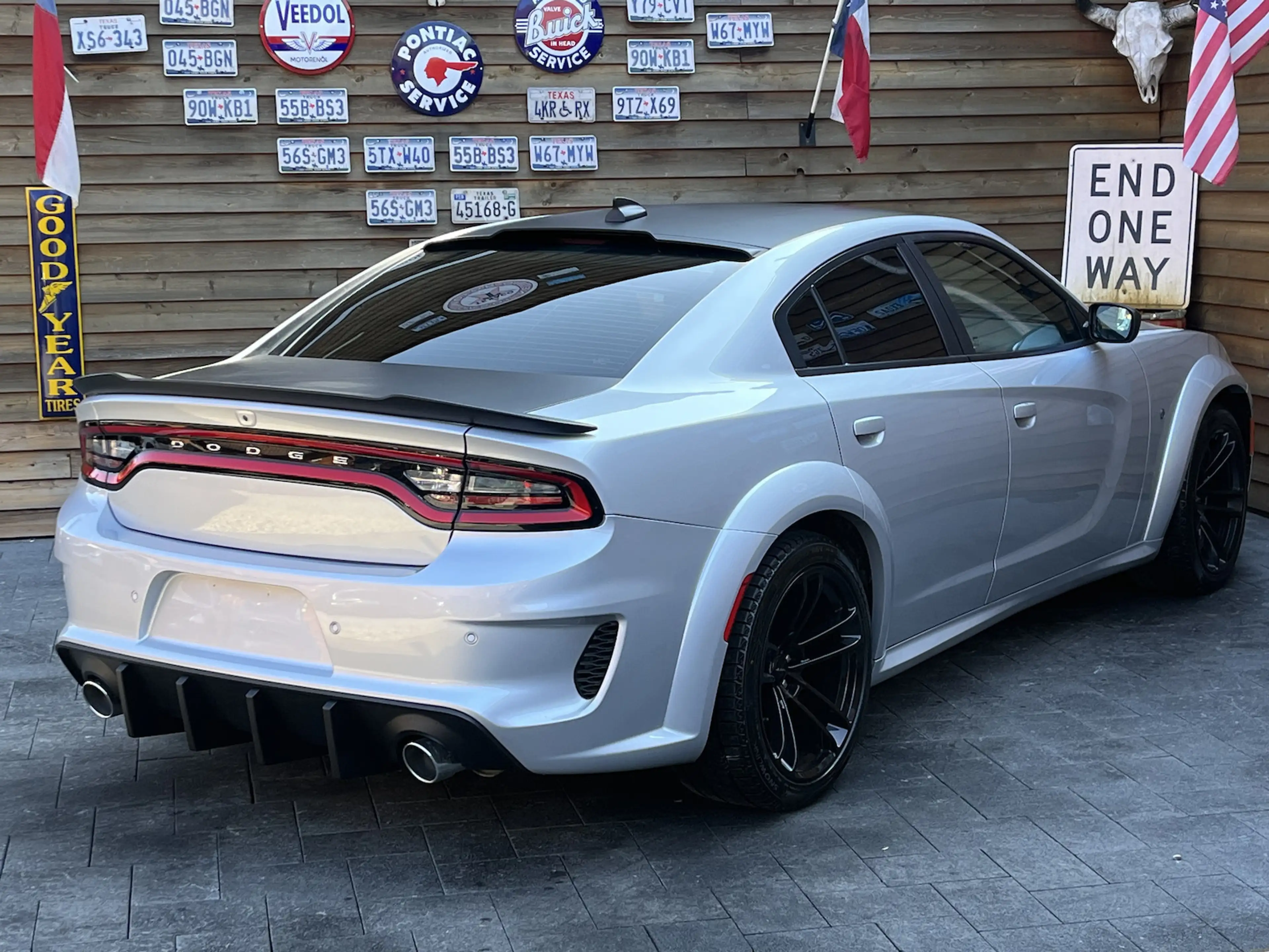 Dodge Charger SCAT PACK 6.4L V8 SRT WIDEBODY Brembo — photo 14