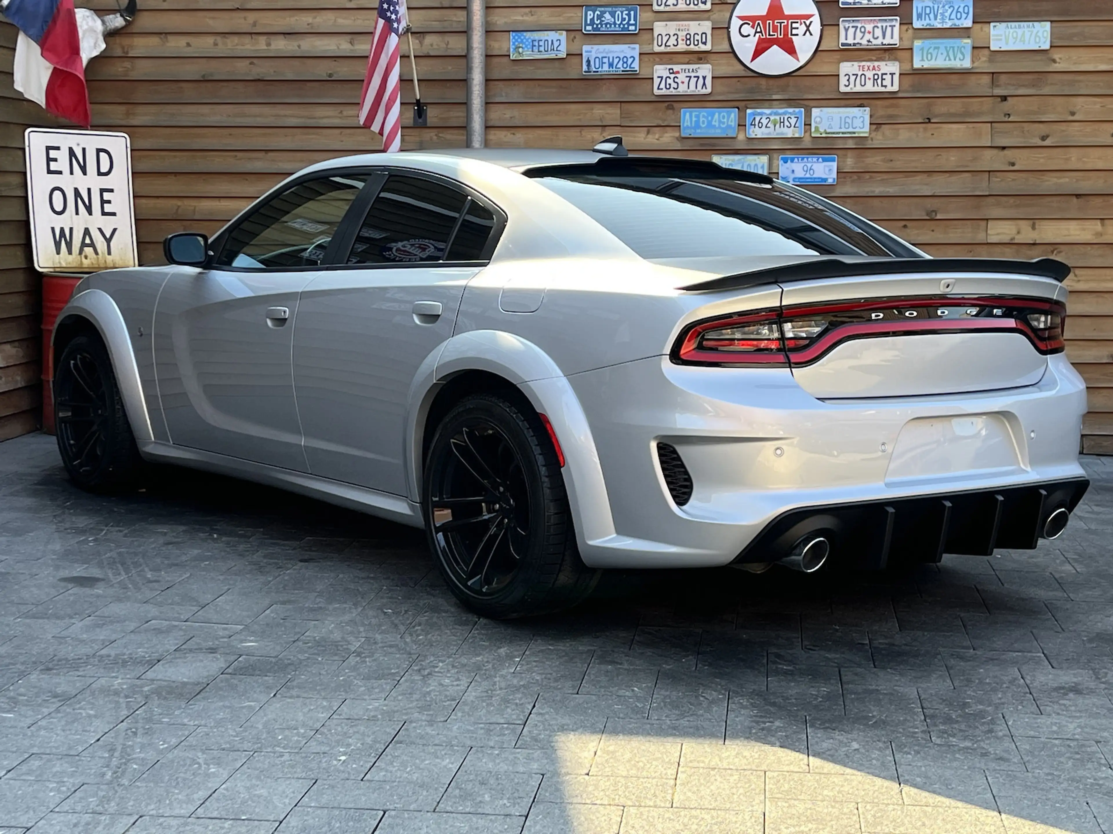 Dodge Charger SCAT PACK 6.4L V8 SRT WIDEBODY Brembo — photo 10