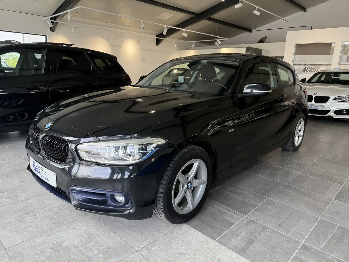 BMW 118 Xdrive//sport Edition///led//gps///1er proprio Nero - 1