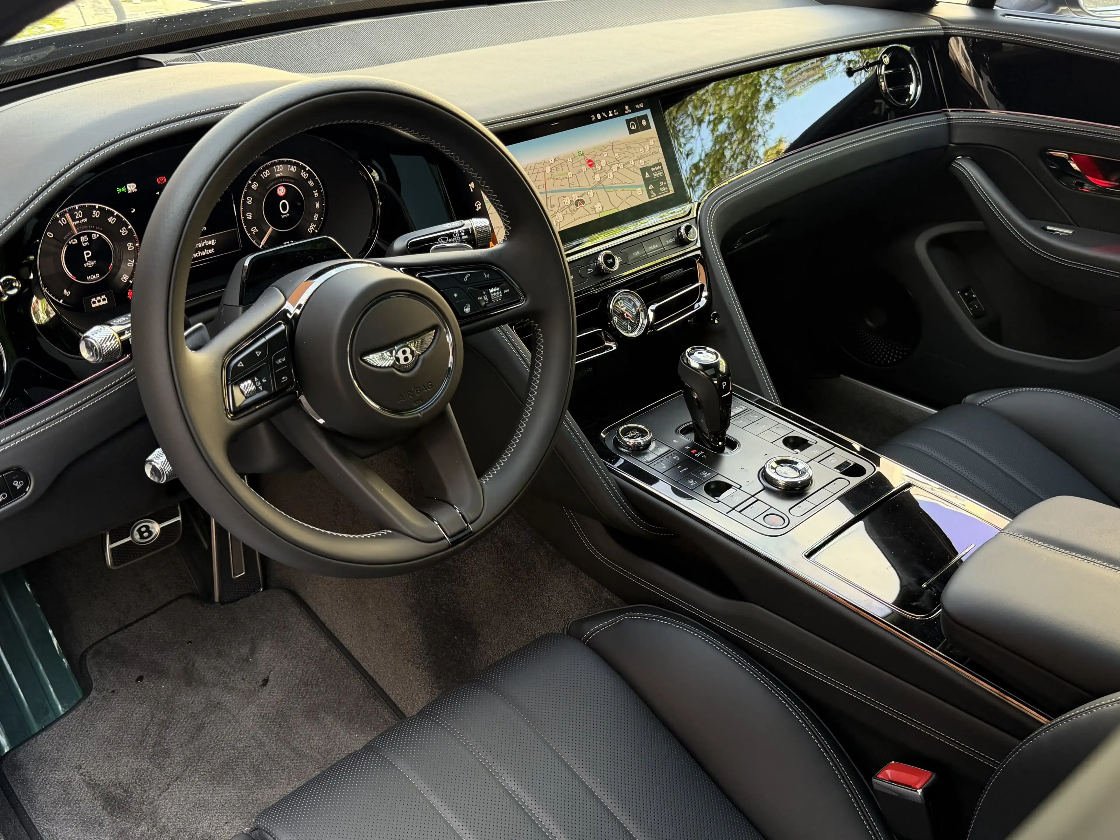 Bentley Flying Spur V8 Hybrid *B&O*Rotating* — photo 14