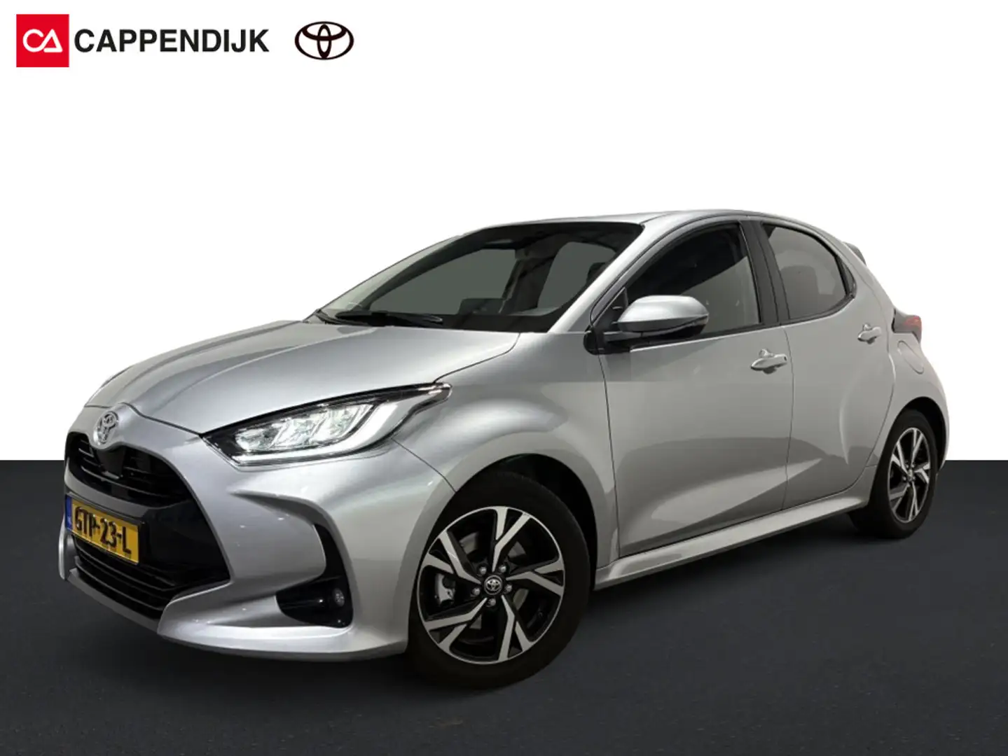 Toyota Yaris 1.5 Hyb. 115 First Edition | DEMO | Grijs - 1
