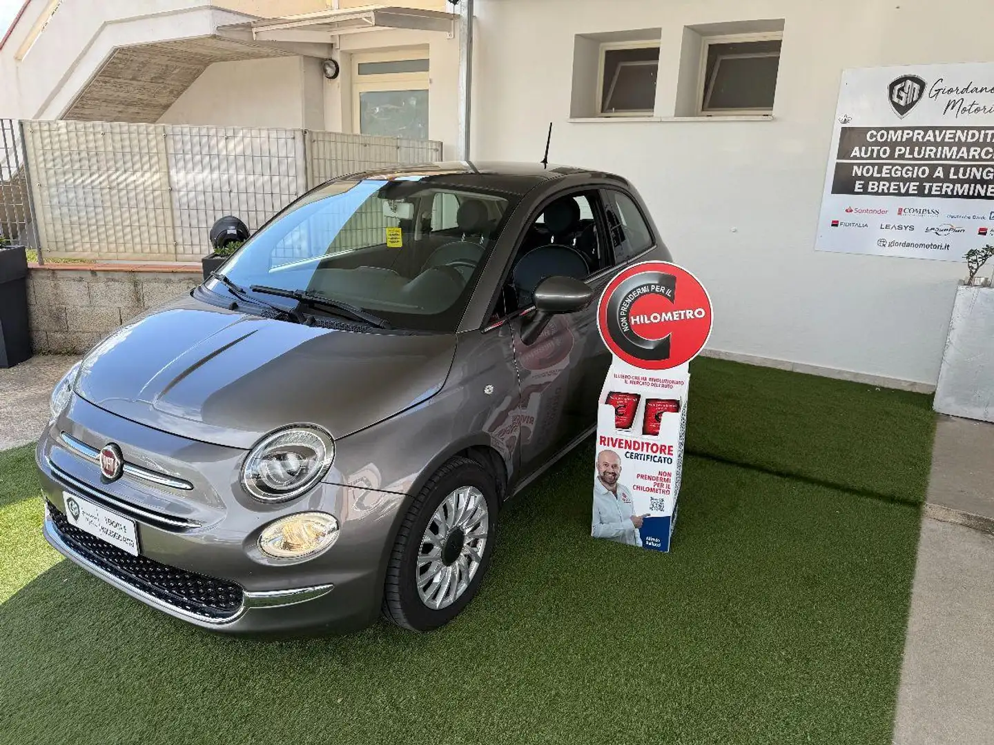 Fiat 500 1.2 Lounge 69cv Grijs - 1