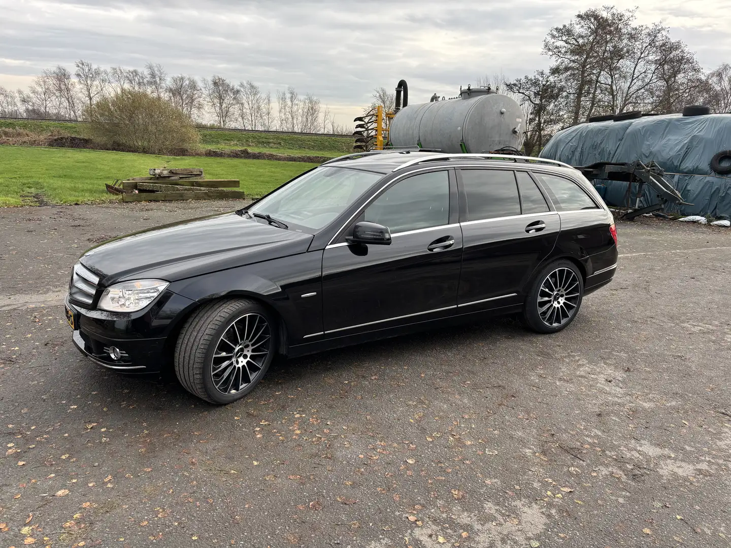 Mercedes-Benz C 320 Elegance Zwart - 2