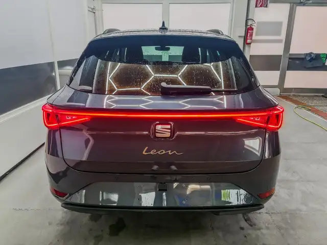 Seat Leon Leon view 6