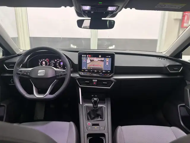 Seat Leon Leon view 9