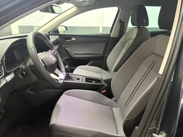 Seat Leon Leon view 10