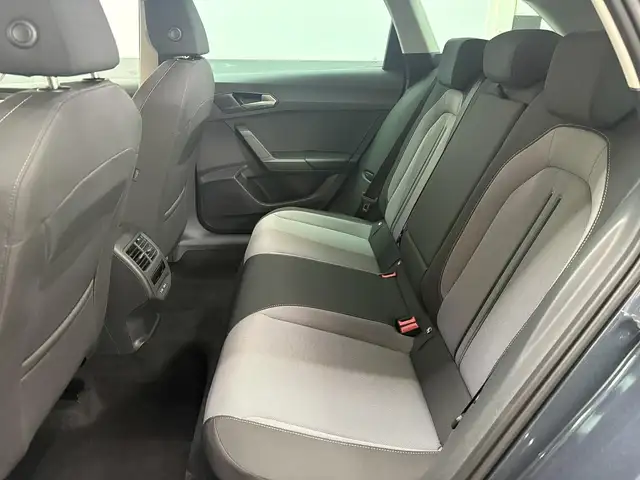 Seat Leon Leon view 12