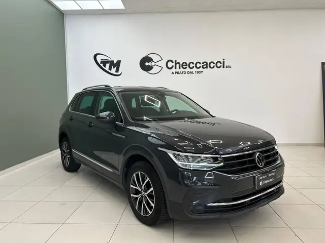 Volkswagen Tiguan II 2021 2.0 tdi Life 150cv dsg IVA ESPOSTA