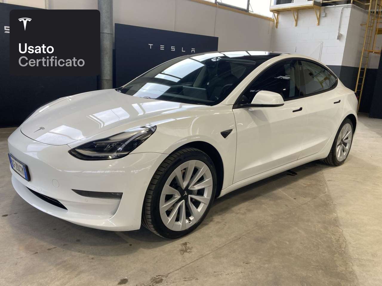 Tesla Model 3 Long Range AWD