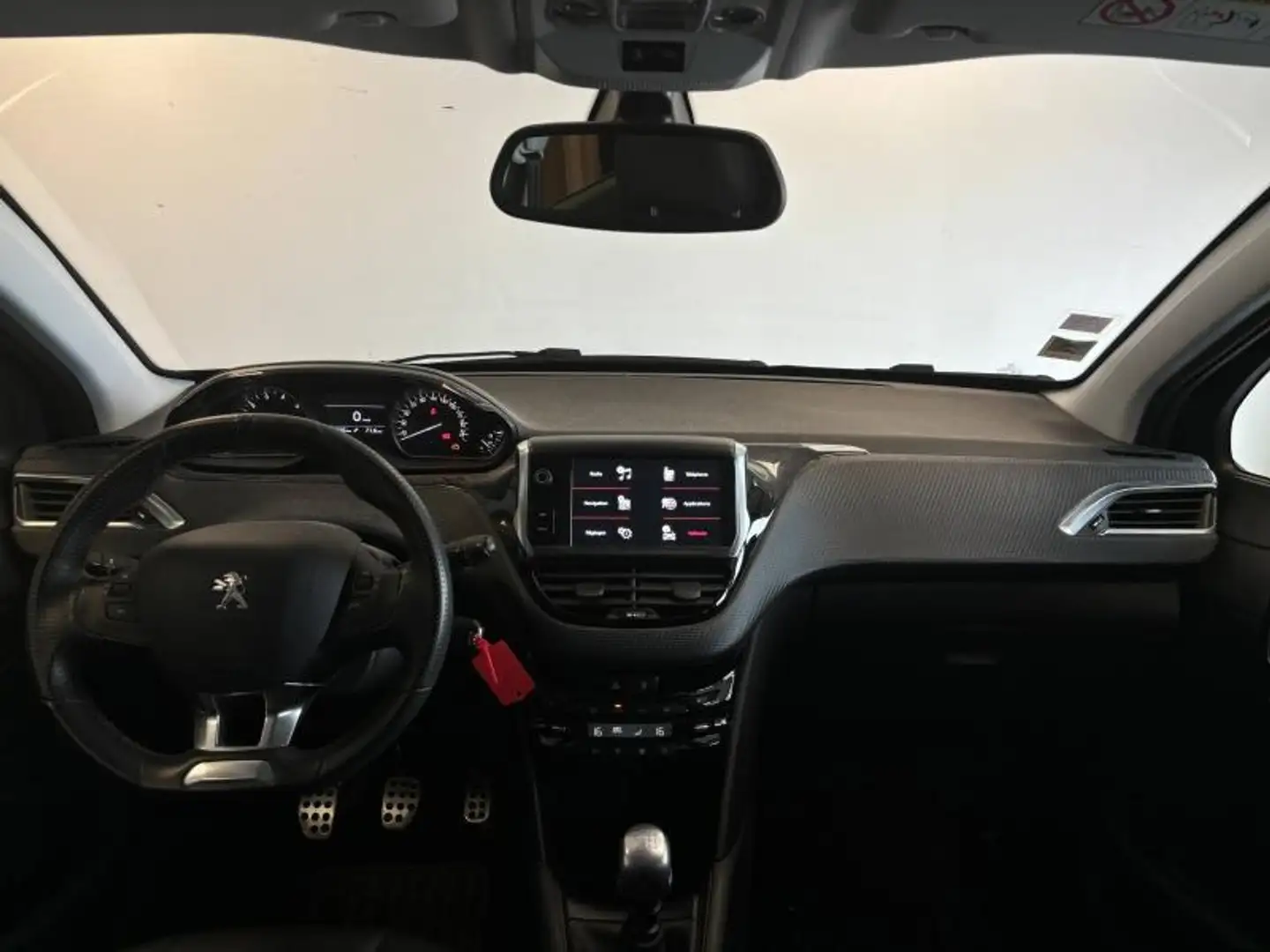 Peugeot 208 1.2 ESSENCE 110ch E6.c GT Line S\u0026S 5p Noir - 2