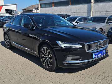 Ultimate Bright Recharge Plug-In Hybrid AWD