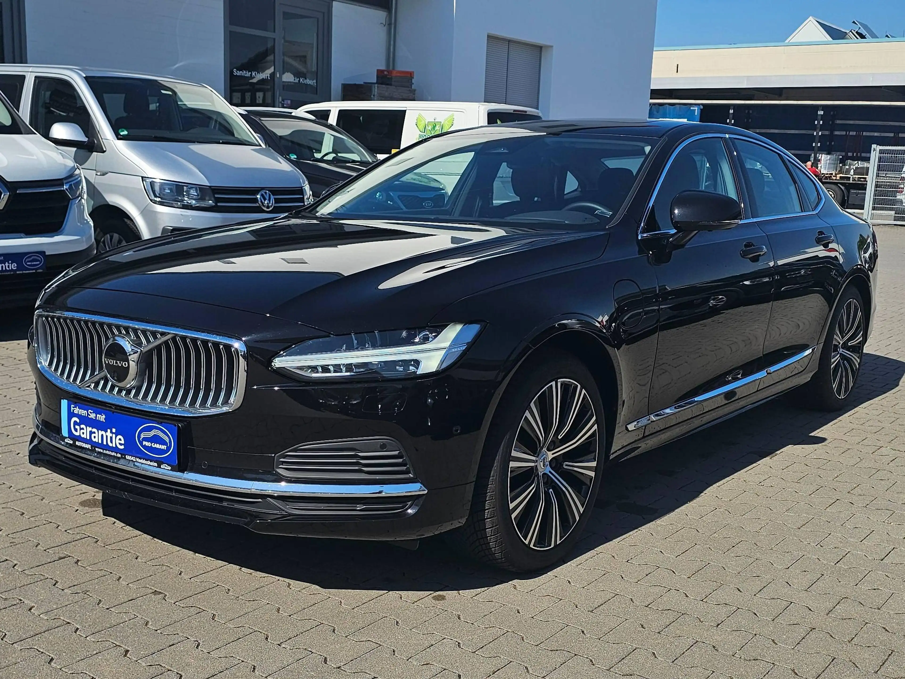 Volvo S90 Ultimate Bright Recharge Plug-In Hybrid AWD — photo 3