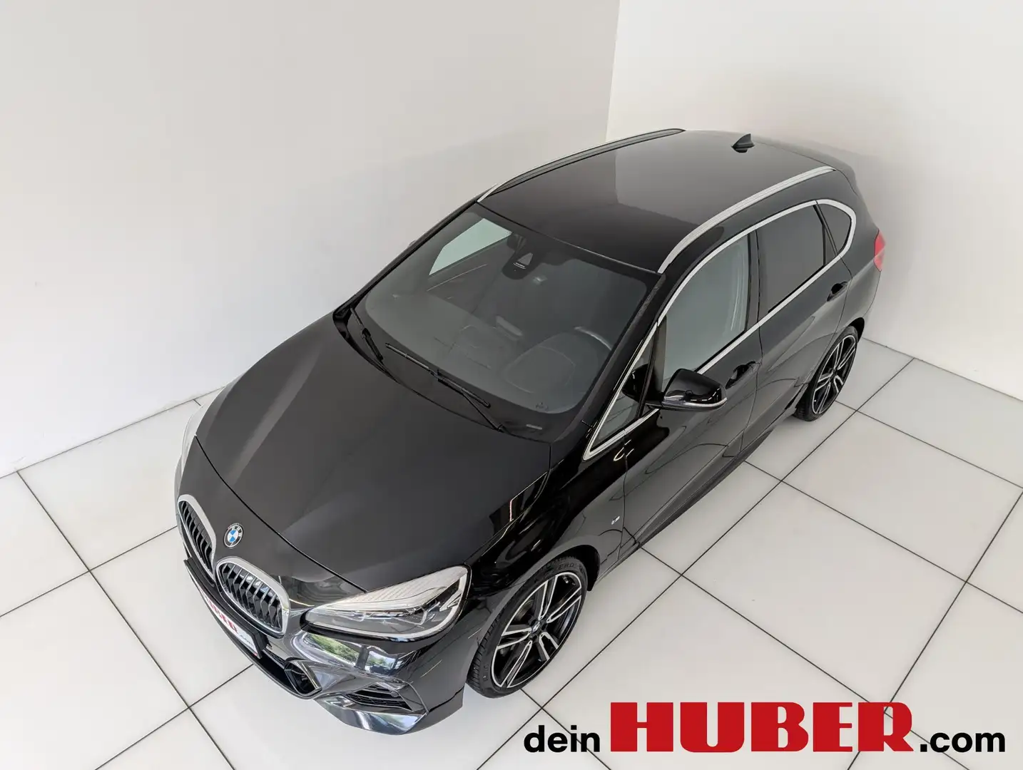 BMW 218 i Schwarz - 2