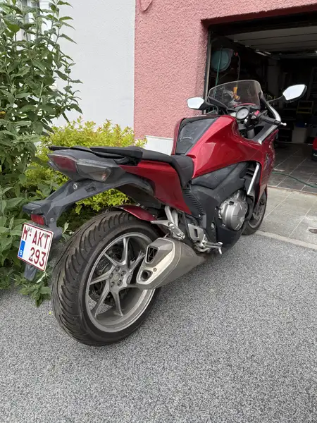 Honda VFR 1200 - foto 6