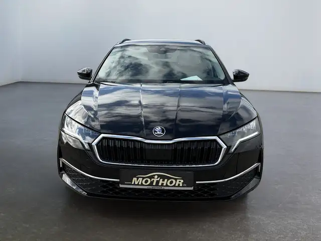 Skoda Octavia view 8