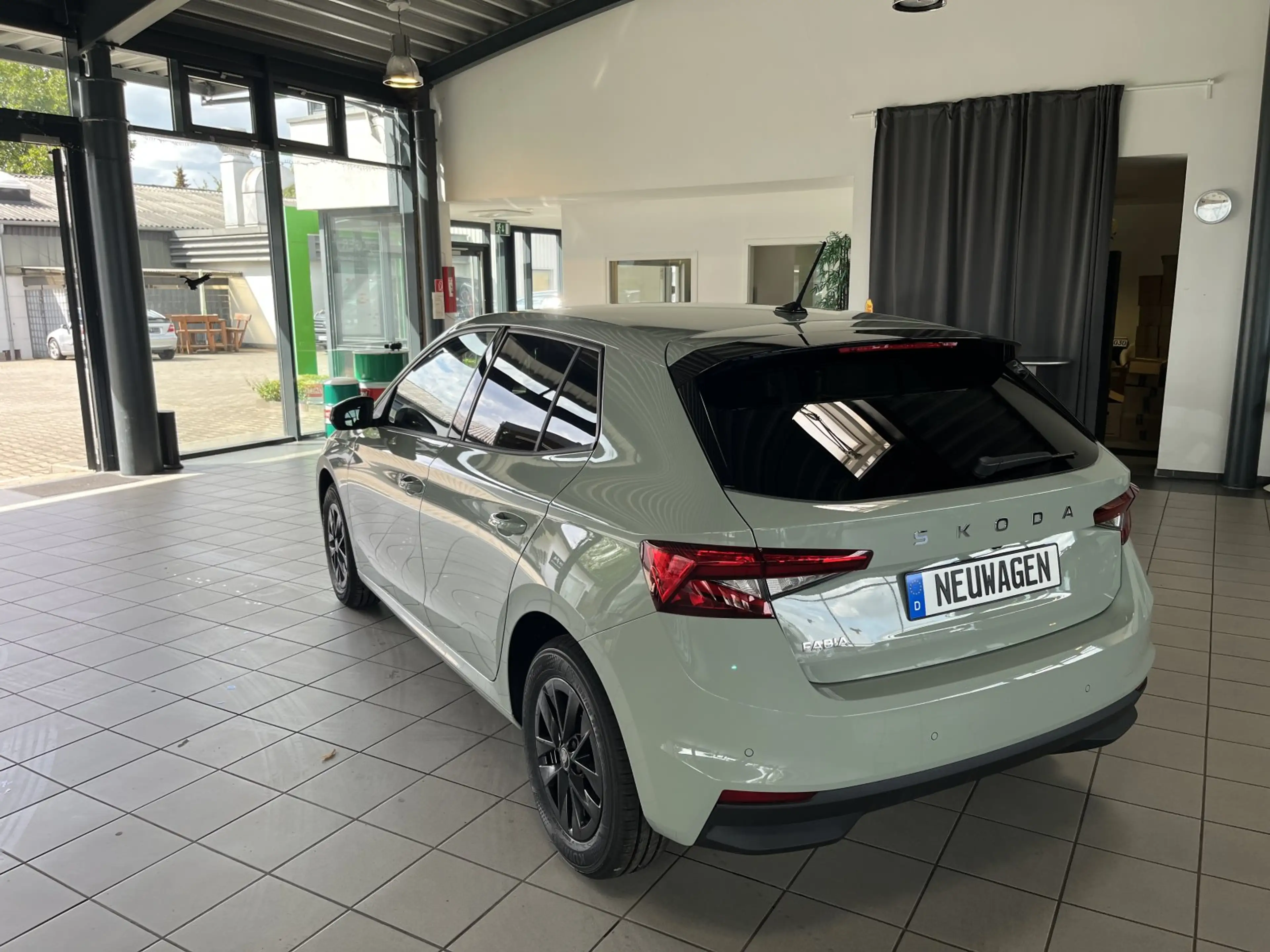 Skoda Fabia 1.0 TSI 70W 5G Classic SUNSET|LED|CLIMATRONIC|SMAR — photo 4