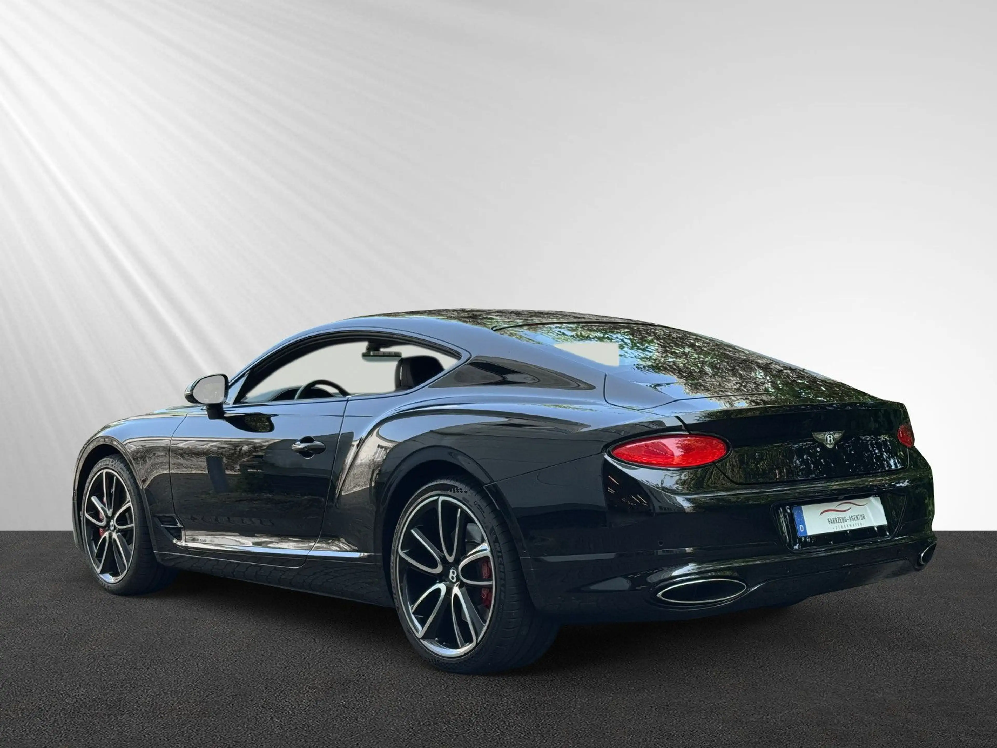 Bentley Continental GT W12, 1. Hand, NAIM, Head-Up, 22 " — photo 3