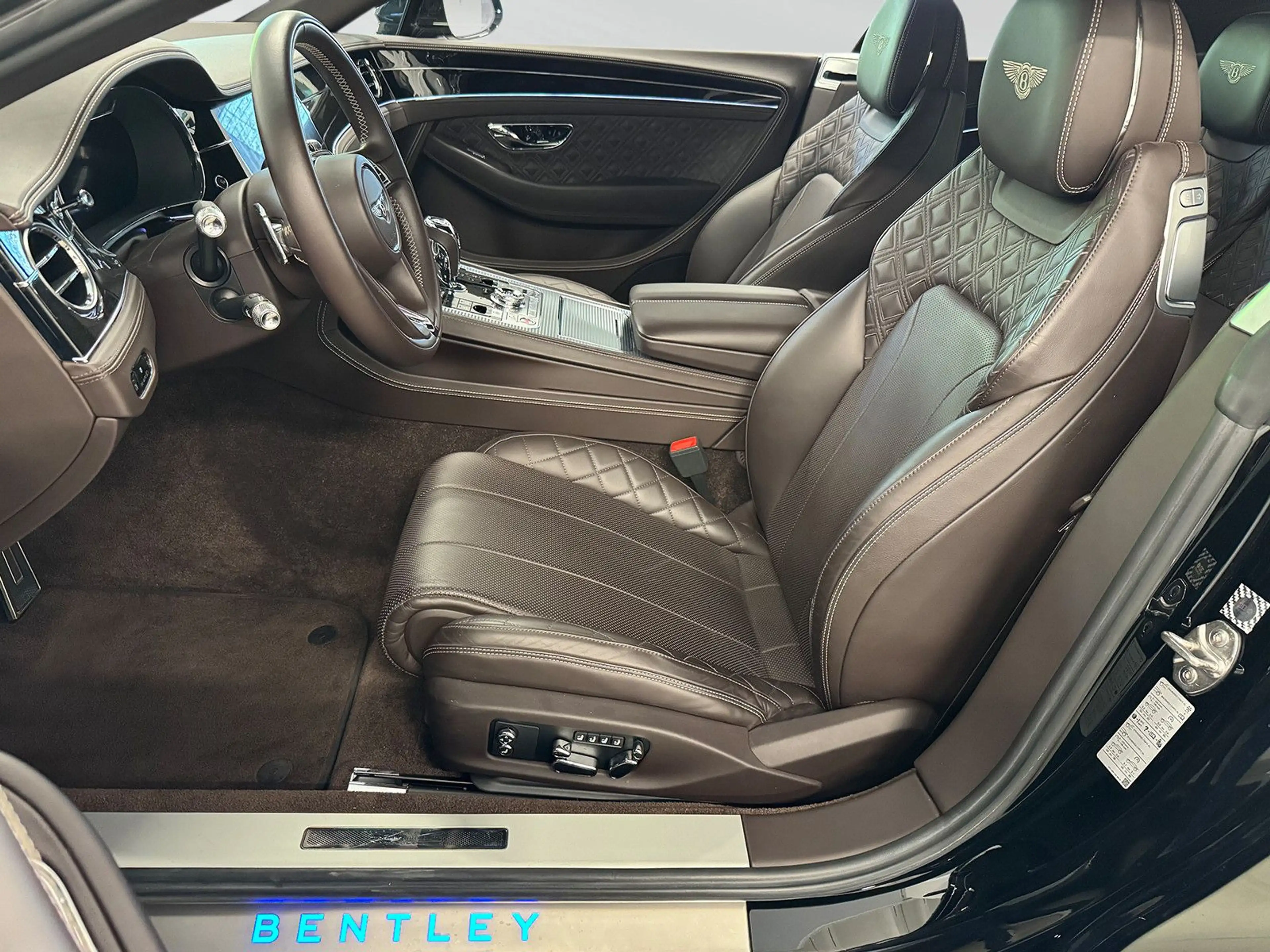 Bentley Continental GT W12, 1. Hand, NAIM, Head-Up, 22 " — photo 8