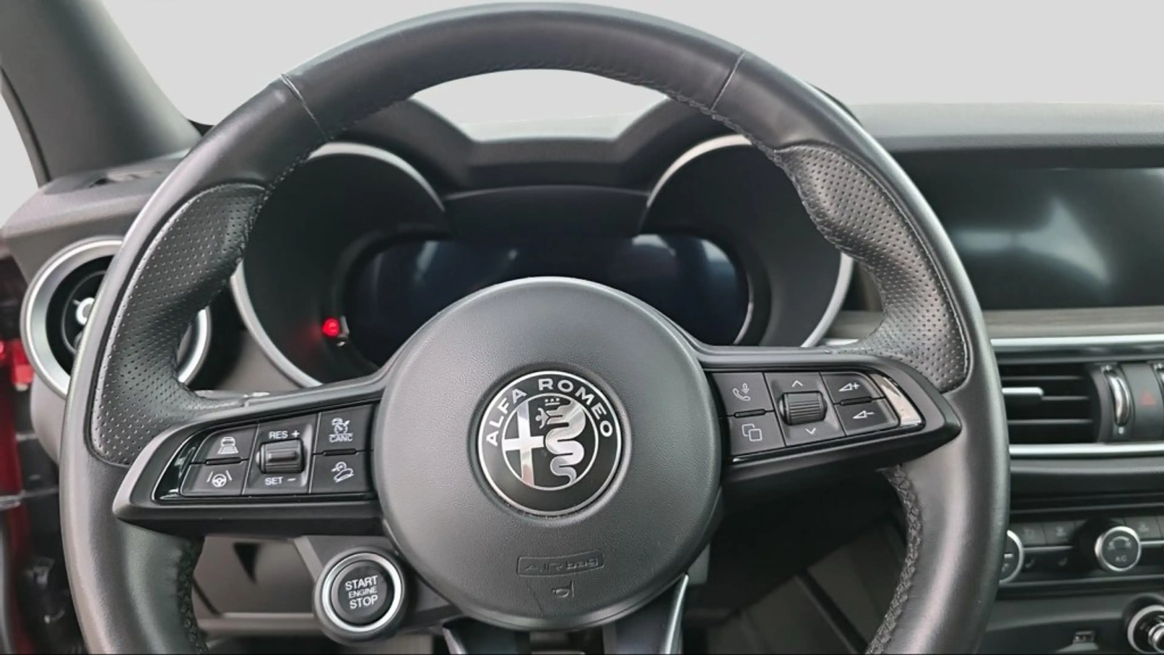Alfa Romeo Stelvio Ti 2,2 16V 210 AT8 Q4 — photo 8