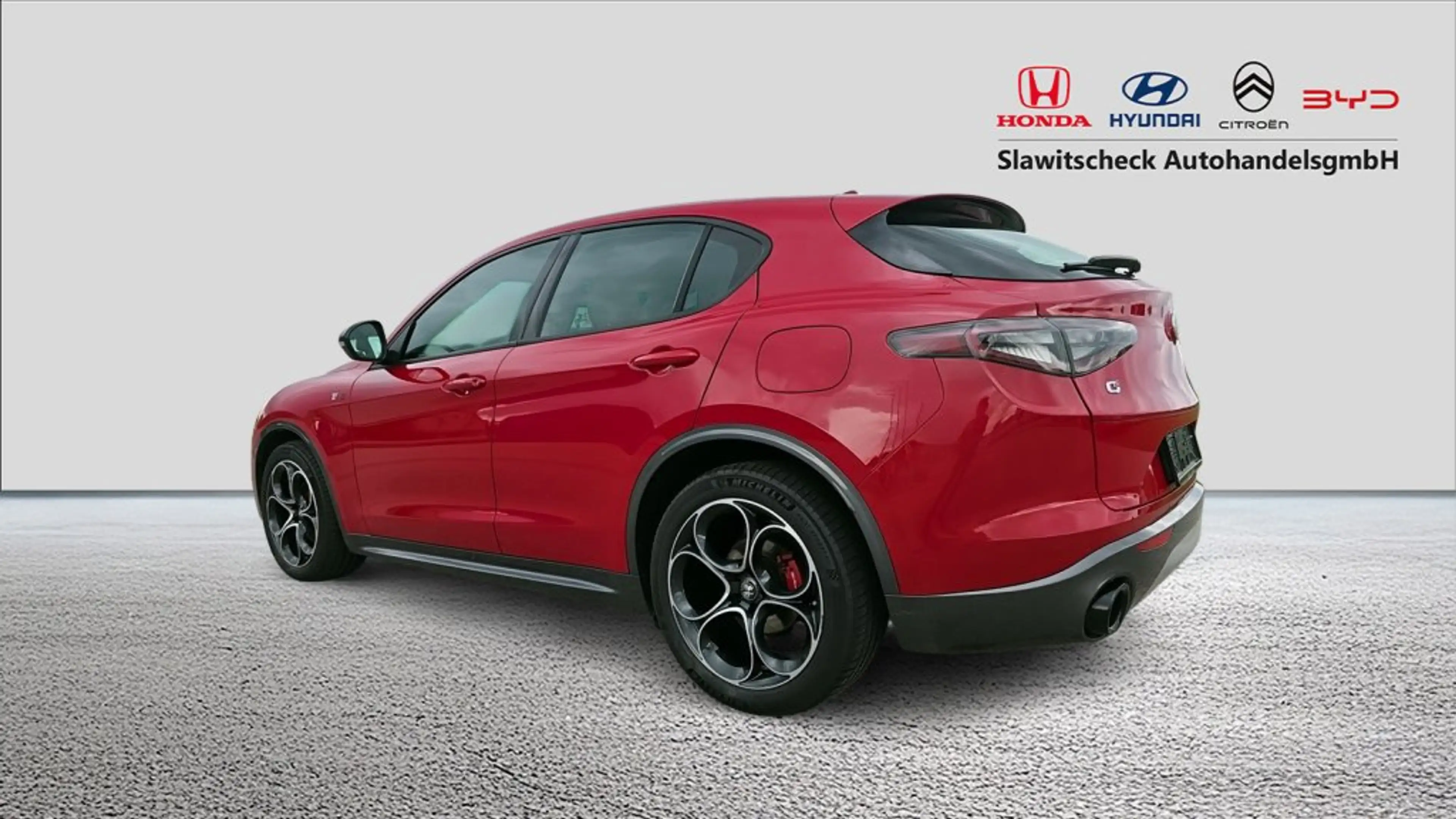 Alfa Romeo Stelvio Ti 2,2 16V 210 AT8 Q4 — photo 3