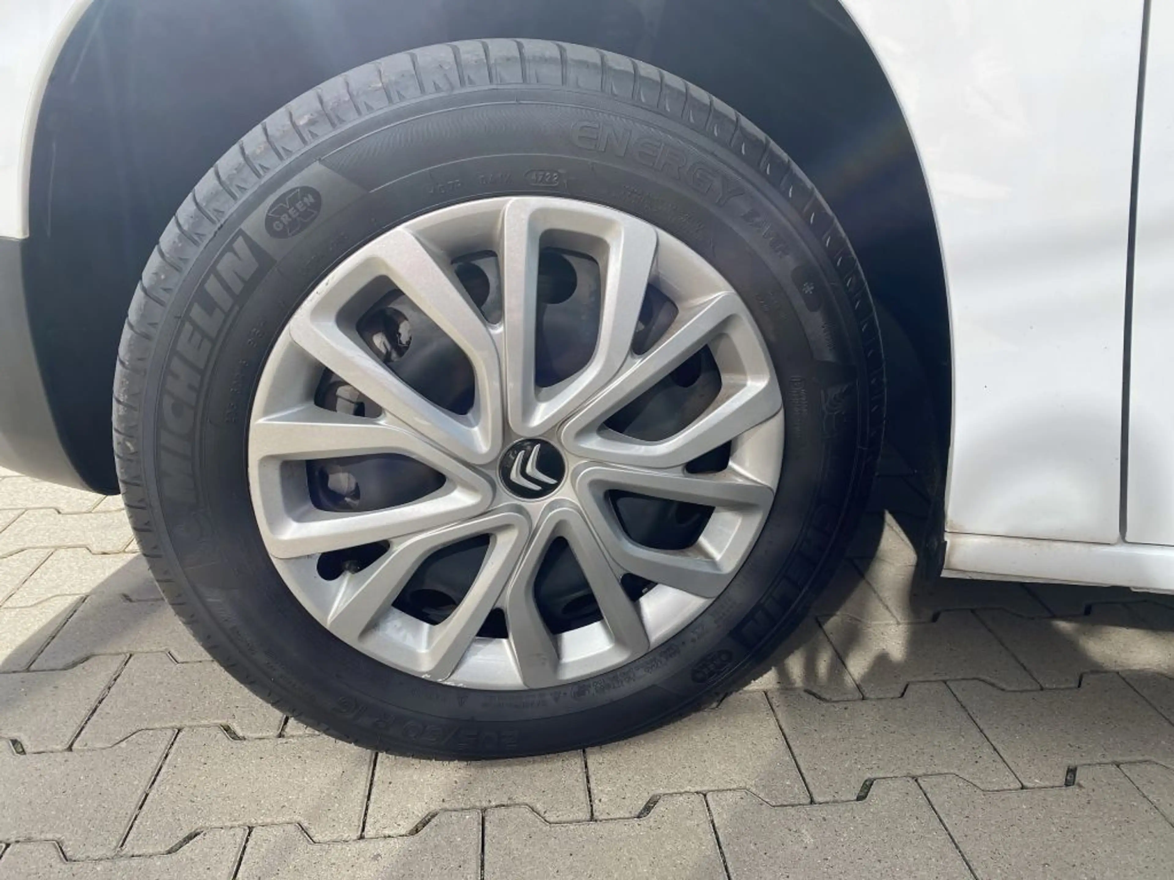 Citroen Berlingo M PureTech 110 FEEL *Keyless*Touch 8 Zoll*PDC* — photo 7