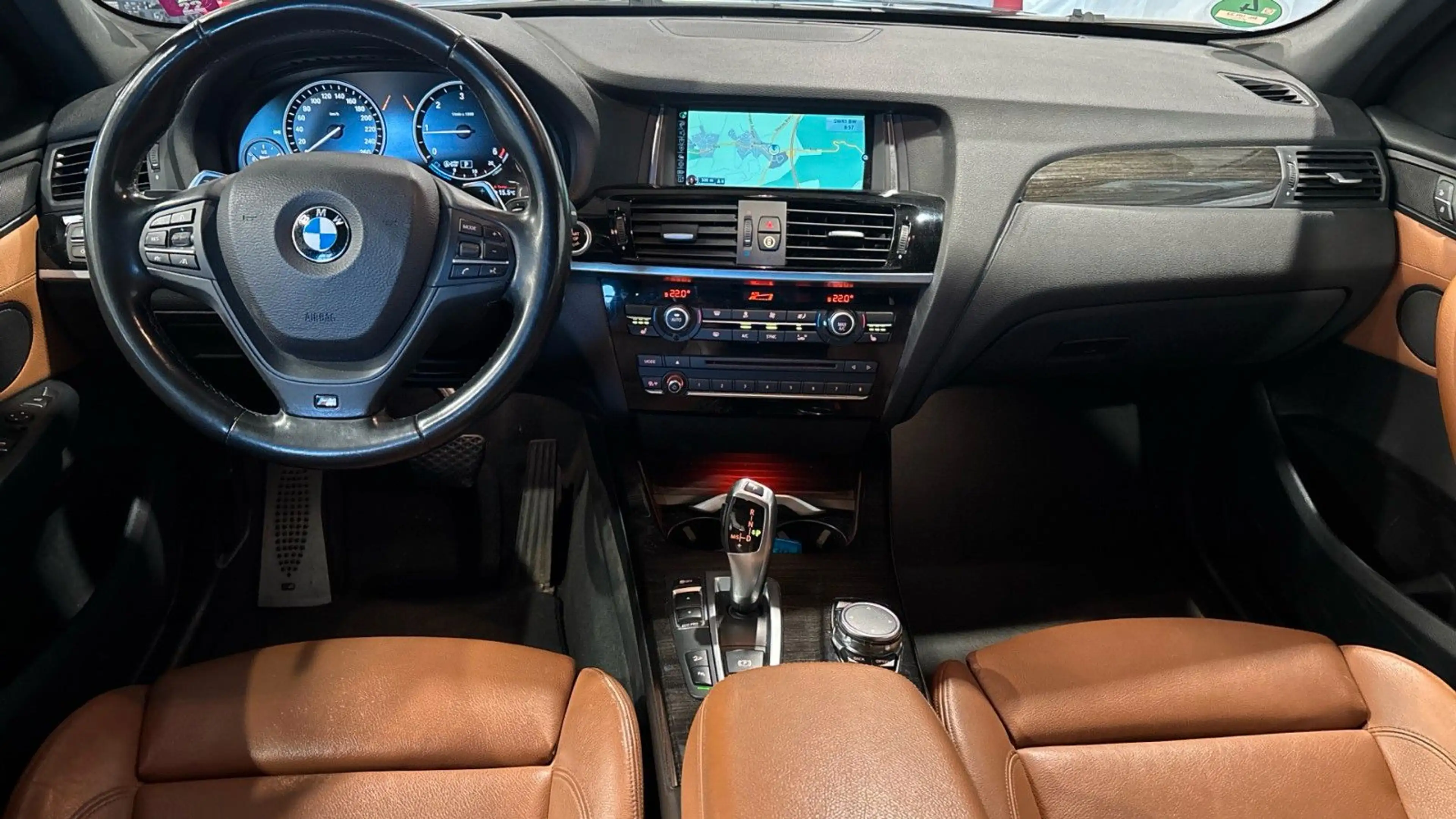 BMW X3 xDrive 20 d M-Paket/HUD/PANO/LED/R-Kam/Spur — photo 6