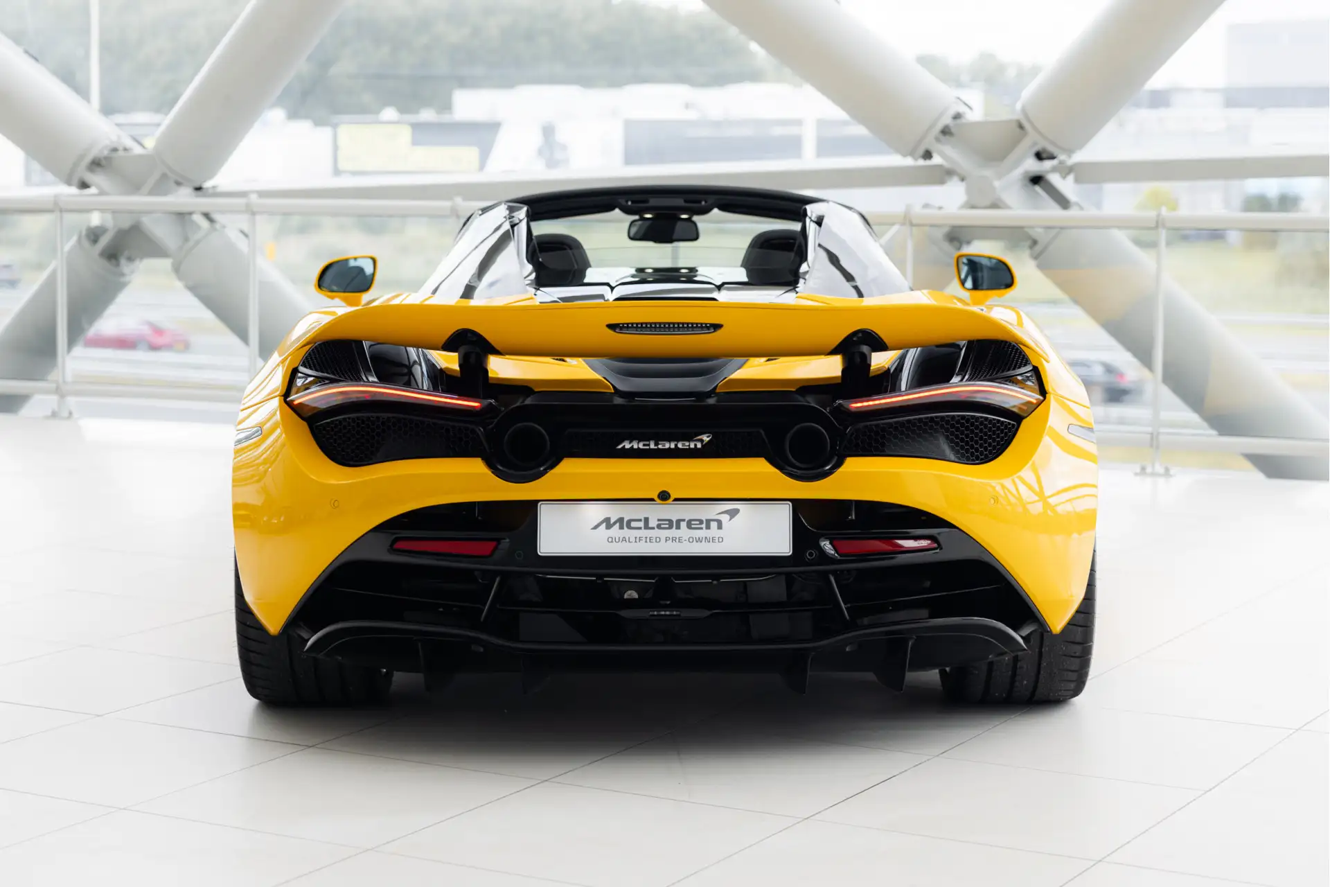맥라렌 720S 720 Sport Spider 2021 노랑 사진 3