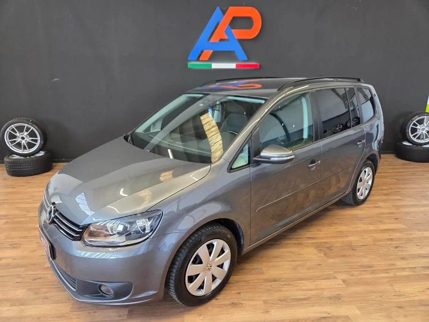 Volkswagen Touran 1.6 TDI DSG Comfortline Grigio - 2