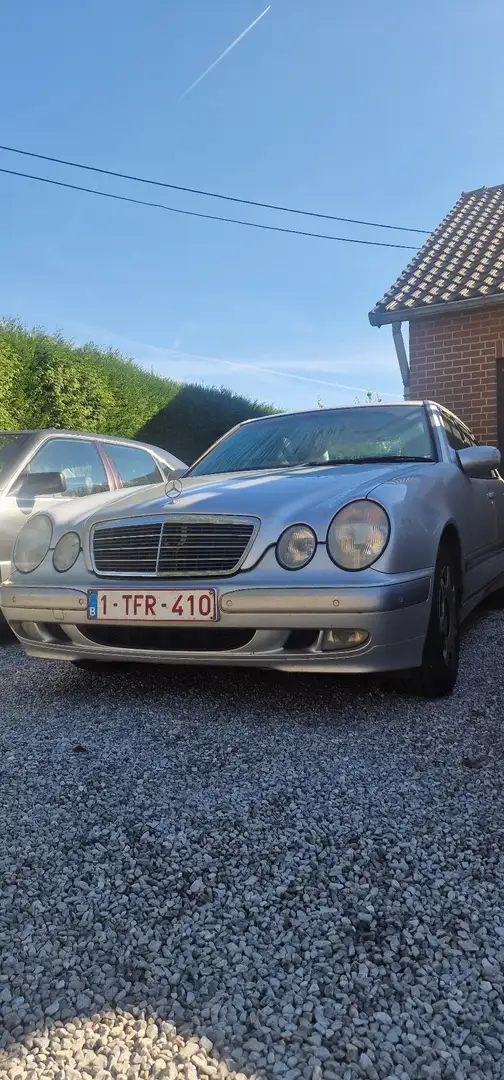 Mercedes-Benz E 220 CDI Elegance - 1